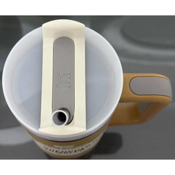 Stanley Quencher H2.0 FlowState Tumbler 30oz, YARROW YELLOW - Picture 3 of 4